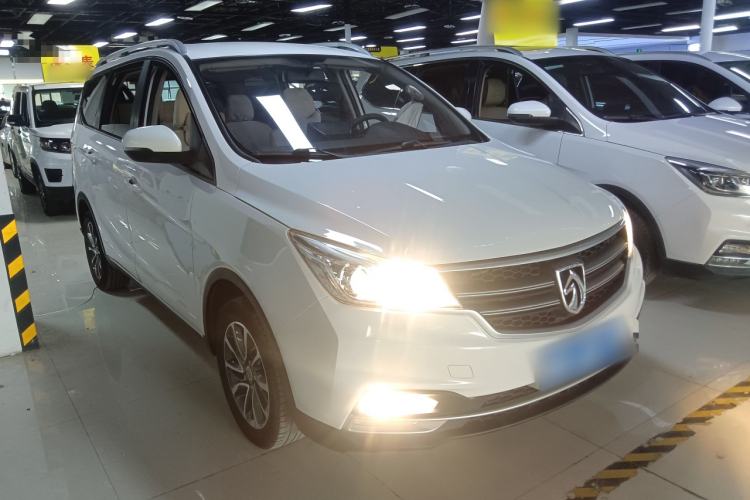 Used Baojun 730 2021 1.5L Manual Fashion Version 7 Seats