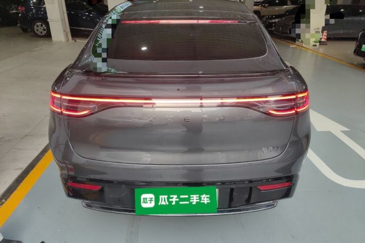 Used Hima Luxeed R7 2024 All-Electric 736 km Ultra
