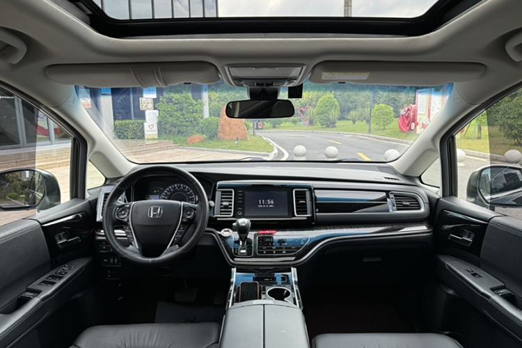 Used Honda Elysion 2019 2.0L Hybrid Supreme Edition
