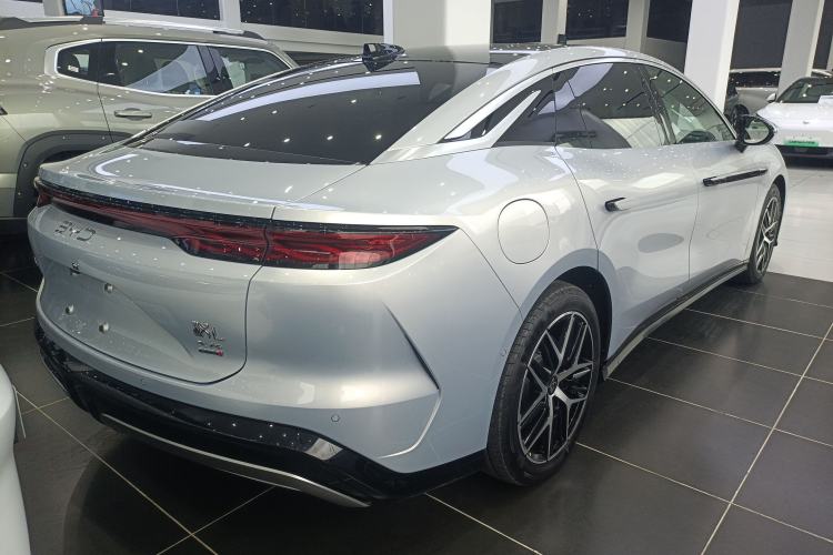 Used BYD Han L 2025 EV Four-Wheel Drive LiDAR Flagship Model
