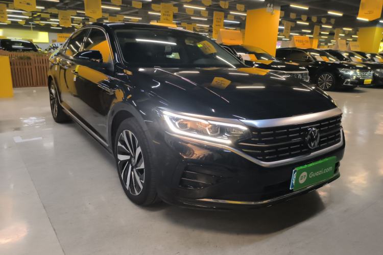 Used Volkswagen Passat 2023 330TSI Luxury Edition