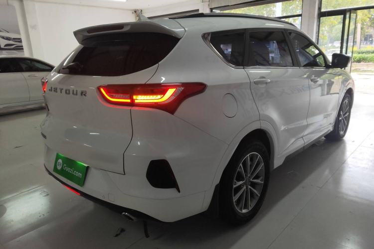 Used Jetour X70 2020 1.5T DCT Yuexing Edition 6 Seats
