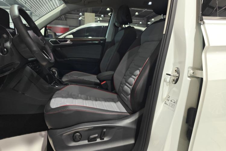 Used Volkswagen Tiguan L New Energy 2023 430 PHEV Plug-in Hybrid Flagship Edition
