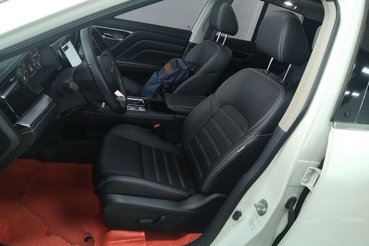 Used Venucia Star 2020 260T Automatic 48V Mild Hybrid Turbocharged Star Edition
