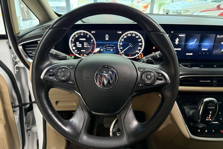 Used Buick GL8 2021 ES Landtrek 653T Luxury Model
