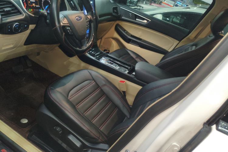 Used Ford Edge 2020 EcoBoost 245 Two-Wheel-Drive Titanium 5-Seater
