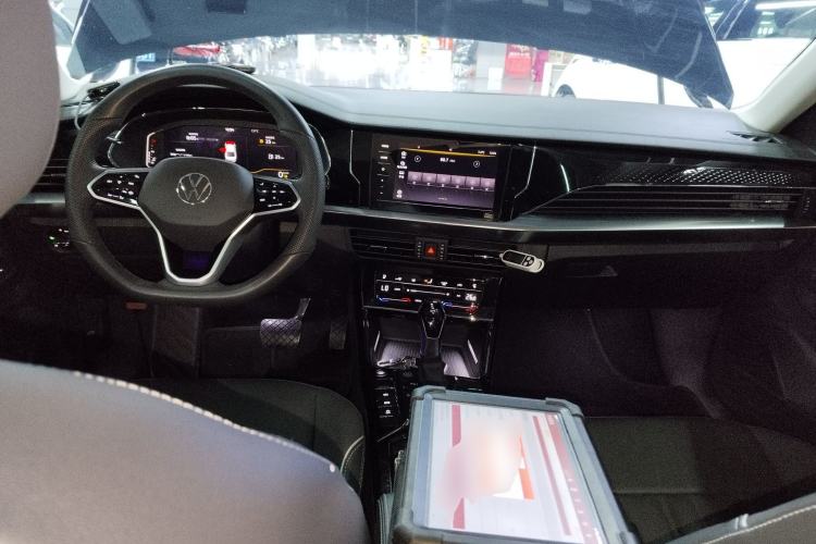 Used Volkswagen Passat 2024 380TSI Starry Dragon Edition