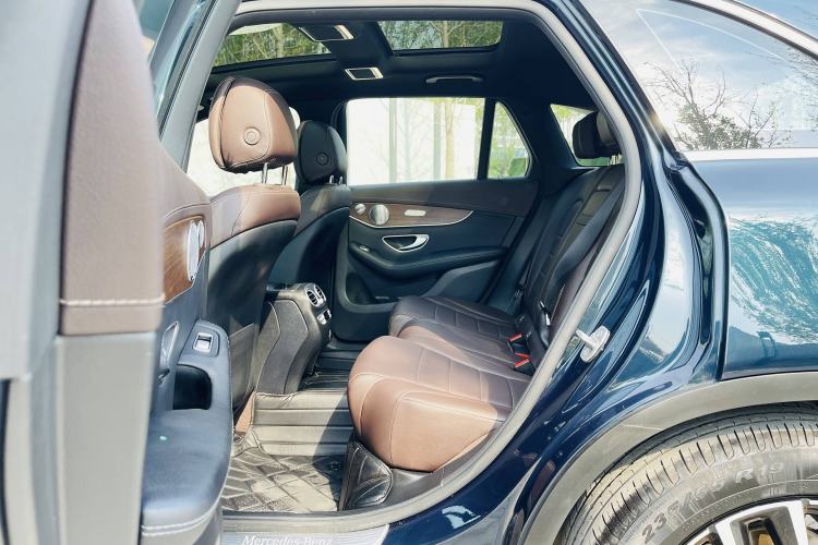 Used Mercedes-Benz GLC 2021 GLC 300 L 4MATIC Dynamic Model
