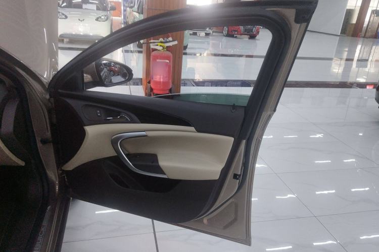 Used Buick Regal 2015 2.0L Leading Fashion Edition
