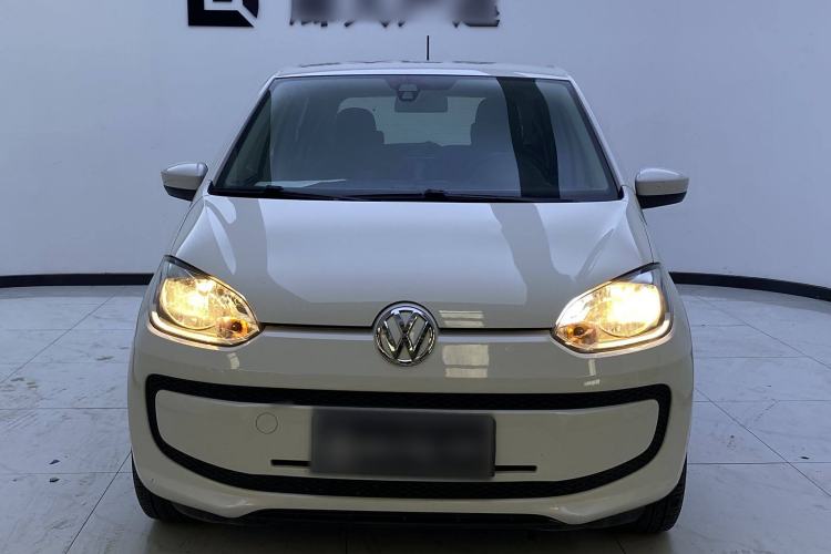 Used Volkswagen up! 2015 1.0L move up!
