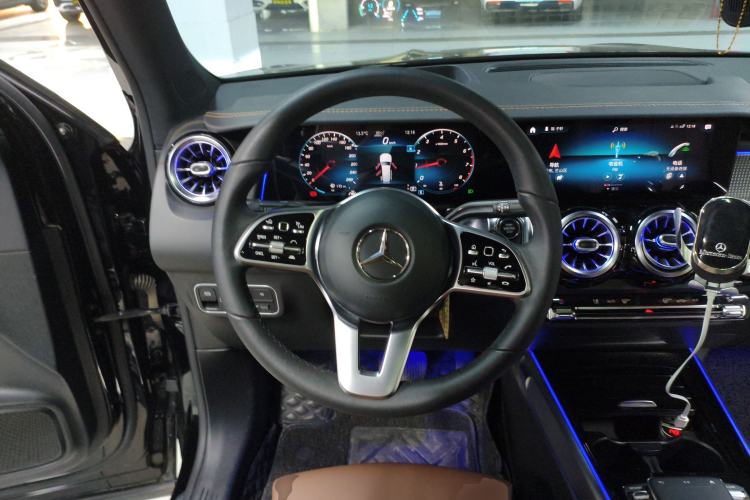 Used Mercedes-Benz GLB 2021 GLB 200 Fashion Model

