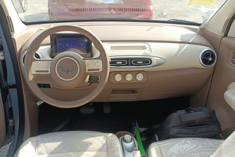 Used Wuling Hongguang MINIEV 2025 Four-Door Version Advanced Edition
