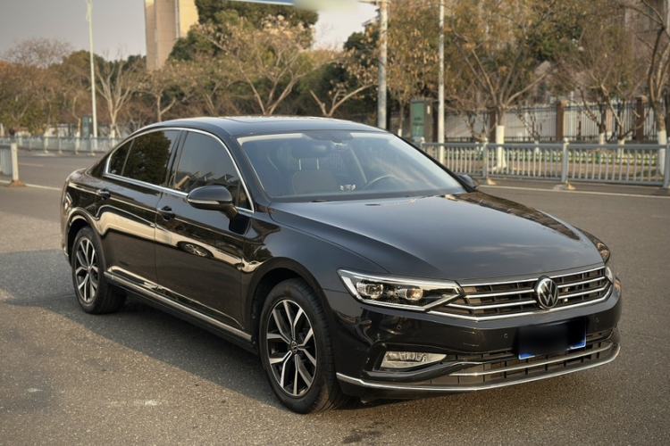 Used Volkswagen Magotan 2020 280TSI DSG Leading Edition
