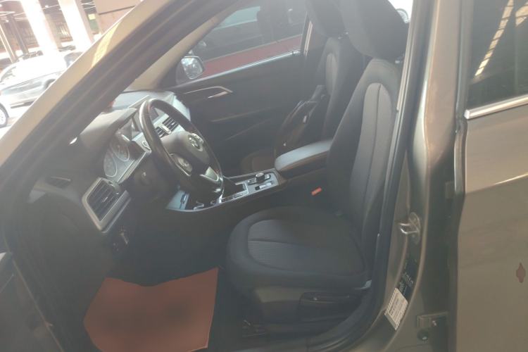 Used BMW 1 Series 2017 118i Fashion Model
