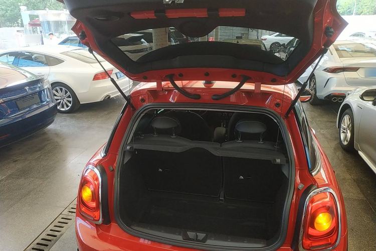 Used  MINI 2019 1.5T ONE PLUS
