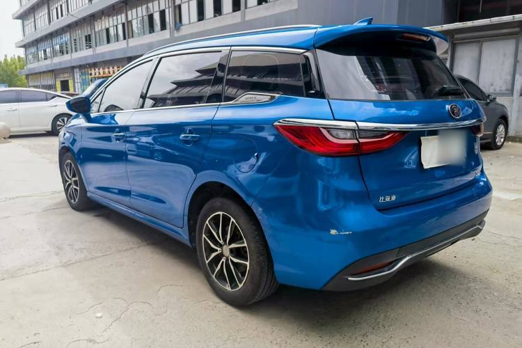 Used BYD Song MAX 2017 1.5T Automatic Smart Connect Elite 7-Seater
