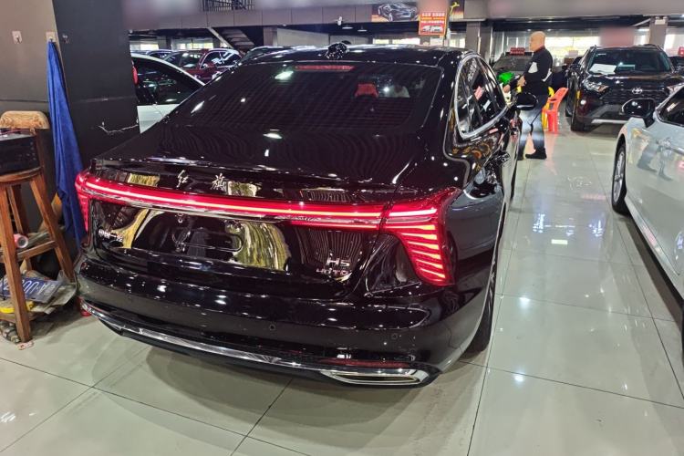 Used Hongqi H5 2024 2.0T Automatic Smart Connect Flagship Edition
