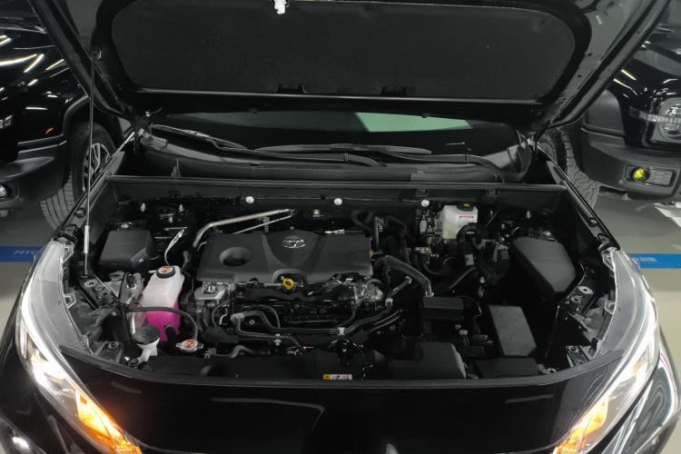 Used Toyota Wildlander 2024 Dual-Motor 2.5L E-CVT Two-Wheel Drive Luxury PLUS Edition
