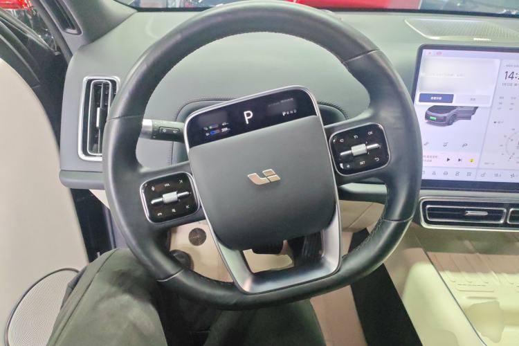 Used Li Auto L9 2022 Max model
