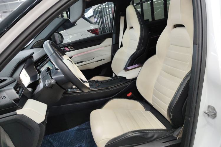 Used Lynk & Co 01 EM-P 2023 1.5TD EM-P Dawn Edition