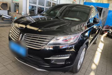 Used Lincoln MKC 2017 2.0T Two-Wheel Drive Deluxe Edition