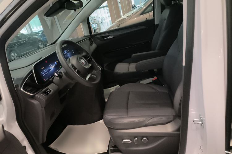 Used Buick GL8 New Energy 2025 Lu Shang Smart Enjoyment Edition 7-Seater
