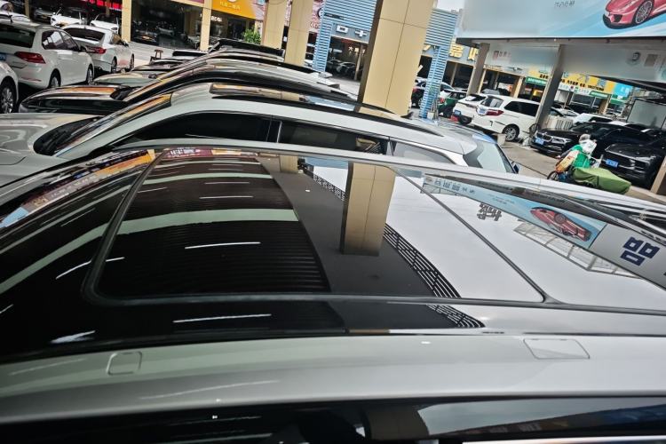 Used Toyota Highlander 2018 2.0T Four-Wheel Drive Luxury Version 7 Seats China VI Standard
