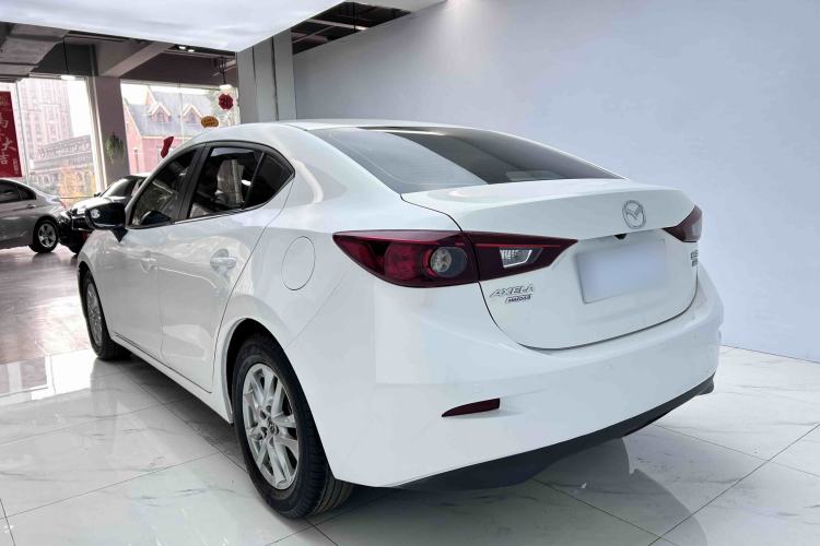 Used Mazda Mazda 3 Axela 2016 Sedan 1.5L Automatic Comfort Model
