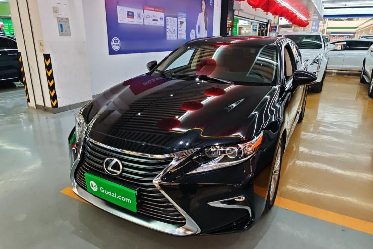Used Lexus ES 2016 200 Midnight Special Limited Edition
