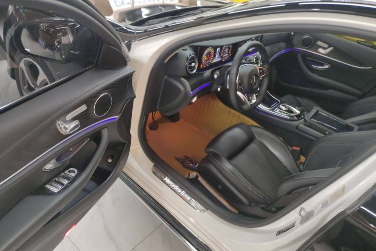 Used Mercedes-Benz E-Class 2017 E 200 L Sport 4MATIC
