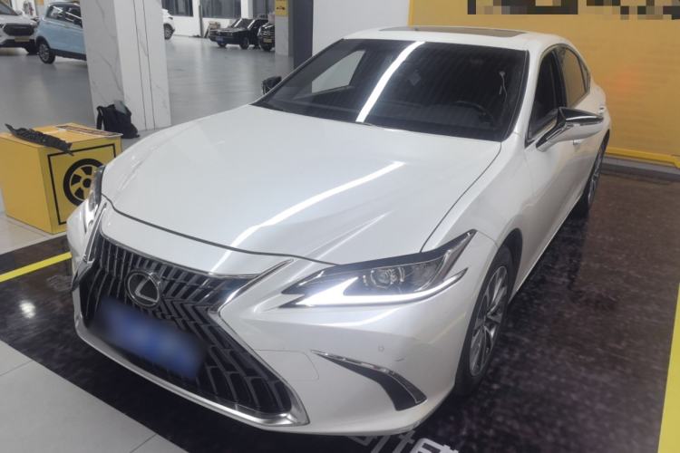 Used Lexus ES 2022 200 Excellence Edition