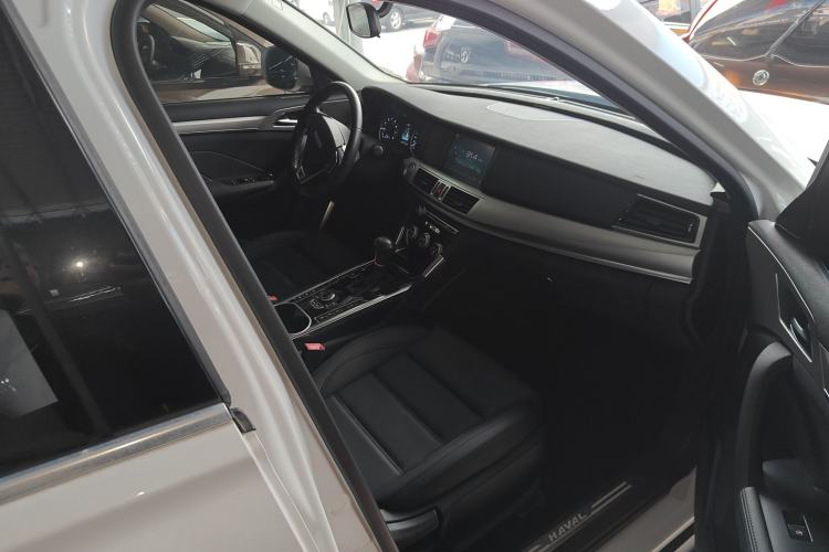 Used Haval H7 2017 Red-Label H7 2.0T Automatic Elite Model