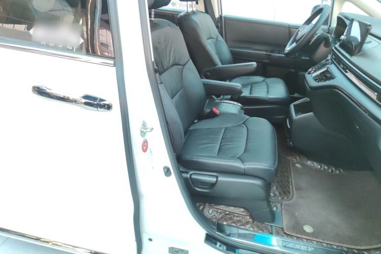 Used Honda Odyssey 2022 2.0L eHEV Sharp Enjoyment Edition
