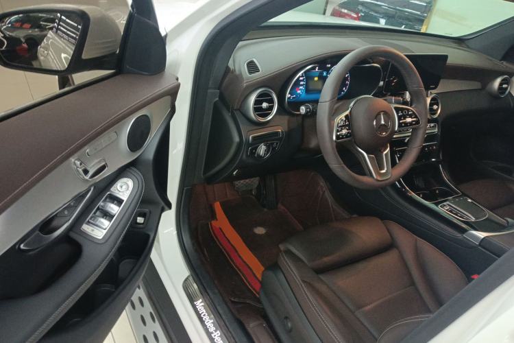 Used Mercedes-Benz GLC 2021 GLC 260 L 4MATIC Dynamic Edition
