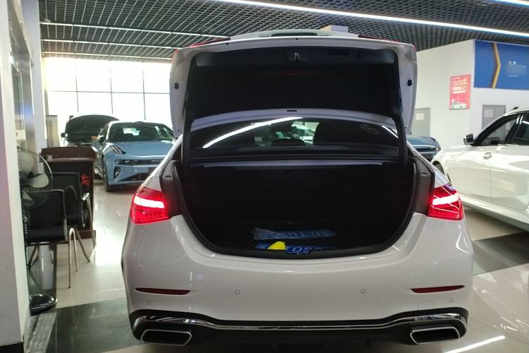 Used Mercedes-Benz C-Class 2023 Second Facelift C 260 L Sport Edition
