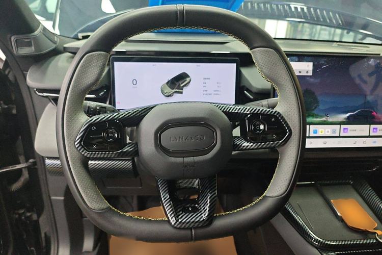 Used Lynk & Co 08 EM-P 2023 120km Long-Range Halo
