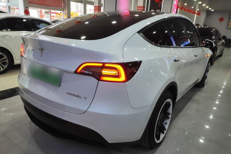 Used Tesla Model Y 2024 Rear-Wheel-Drive Version
