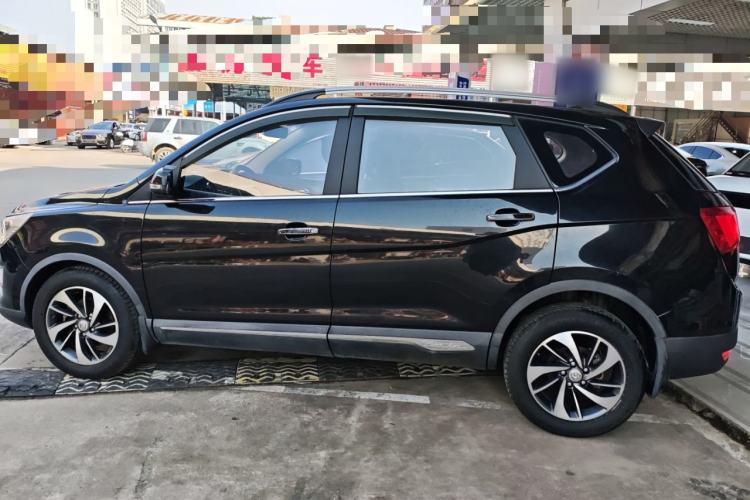 Used Baojun 560 2015 1.8L Manual Luxury Model
