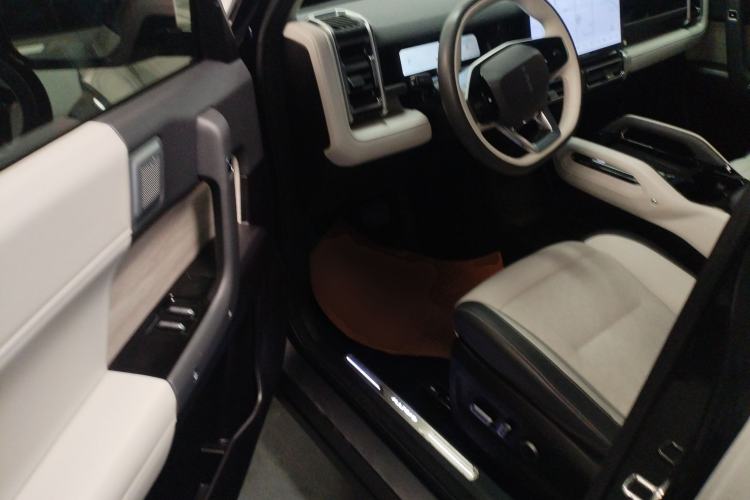 Used  03 2024 501km Four-wheel Drive Long-range Intelligent Driving Edition
