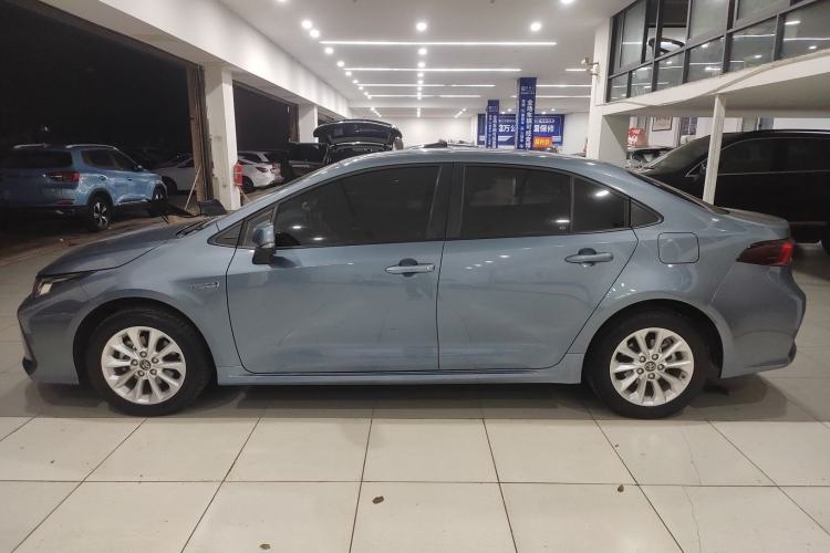 Used Toyota Corolla 2021 Dual-Motor 1.8L E-CVT Elite Edition
