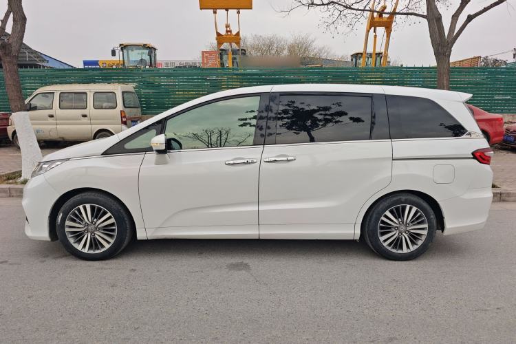 Used Honda Odyssey 2018 2.4L Supreme Edition
