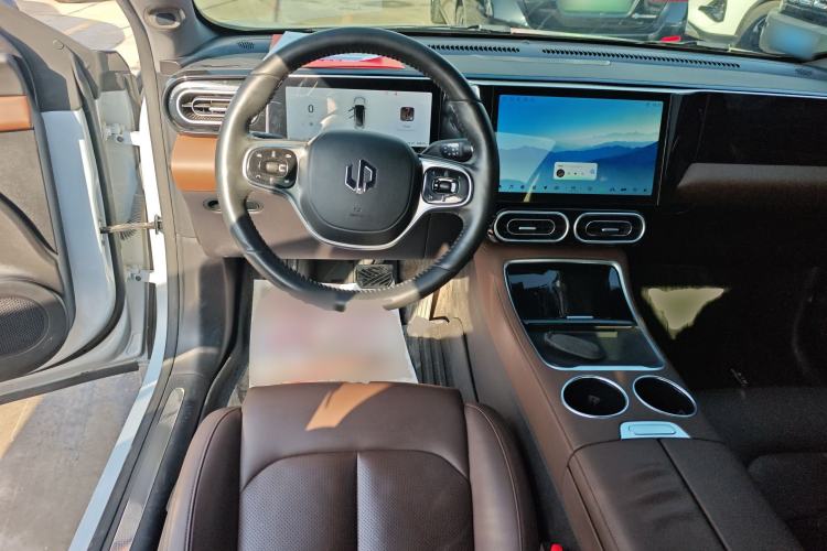 Used Leapmotor C01 2024 Range-Extended 216 Luxury Edition
