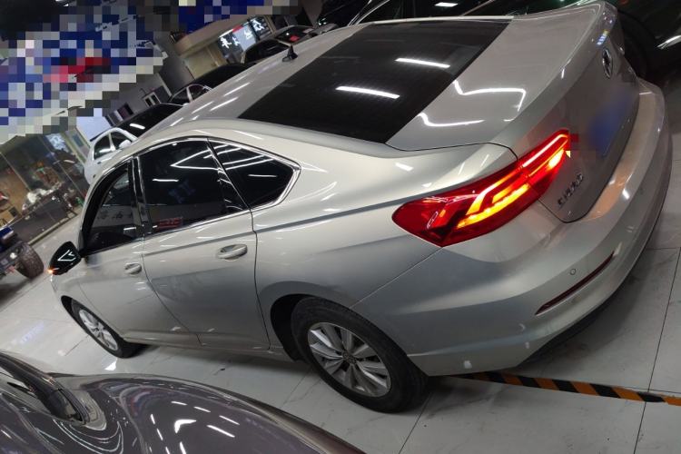 Used Volkswagen Lavida 2019 1.5L Automatic Fashion Edition China VI
