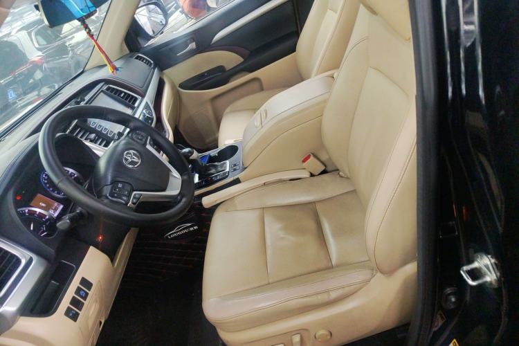 Used Toyota Highlander 2015 2.0T Four-Wheel Drive Luxury Edition 7-Seater
