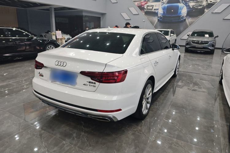 Used Audi A4L 2019 40 TFSI Fashion Edition China VI Emission Standard
