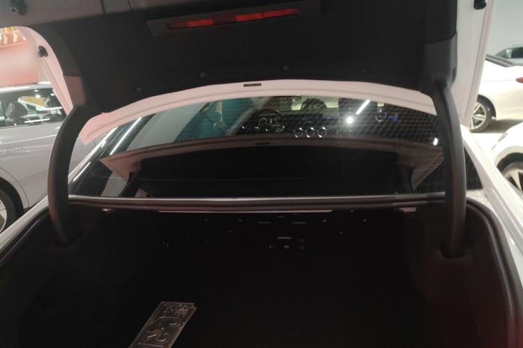 Used Mercedes-Benz A-Class 2022 Revised Version A 200 L Sport Sedan Fashionable Style
