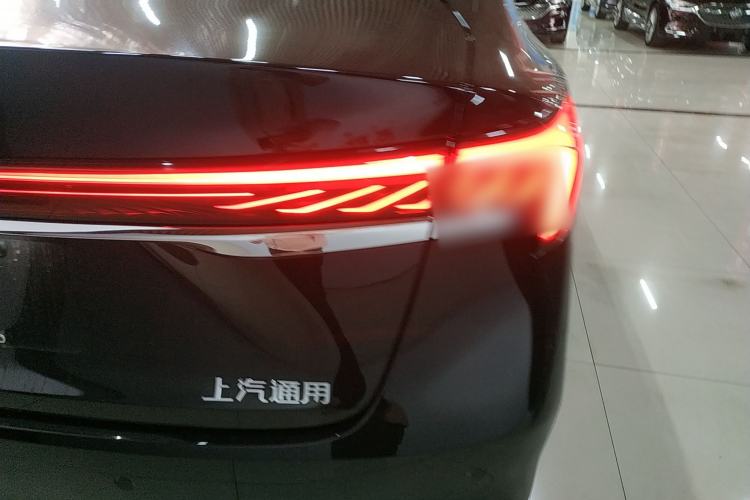 Used Buick LaCrosse 2025 Platinum Avia Edition
