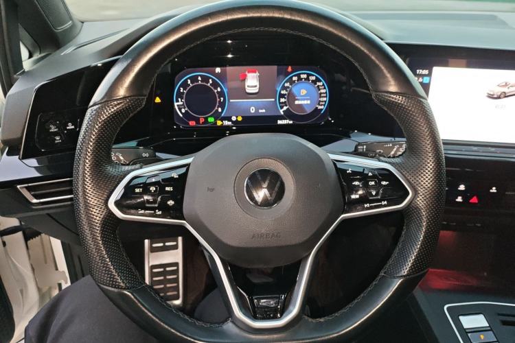 Used Volkswagen Golf 2021 280TSI DSG R-Line
