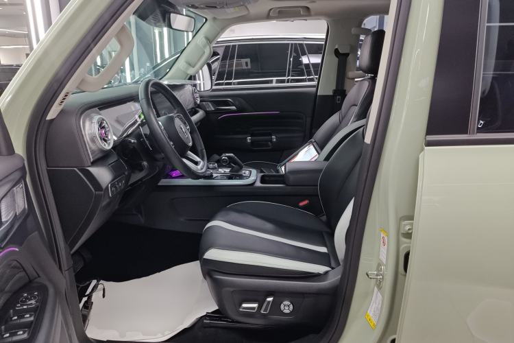 Used Tank 300 2021 City Edition 2.0T—Truly Stylish
