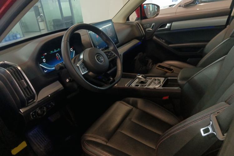 Used BYD Tang New Energy 2018 DM 2.0T All-Wheel Drive Smart Connectivity Luxury Model 7 Seats China V Emission Standard
